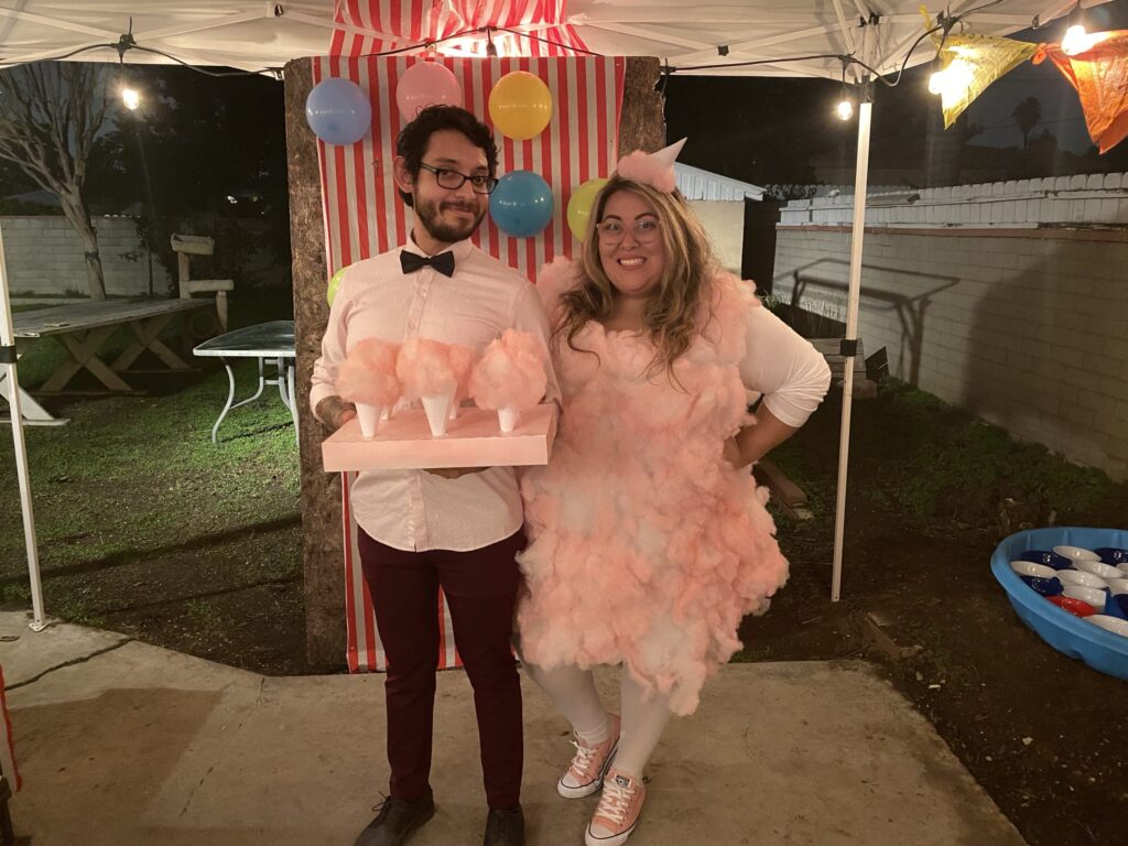 Murder Mystery Party Costume Guide & Outfit ideas