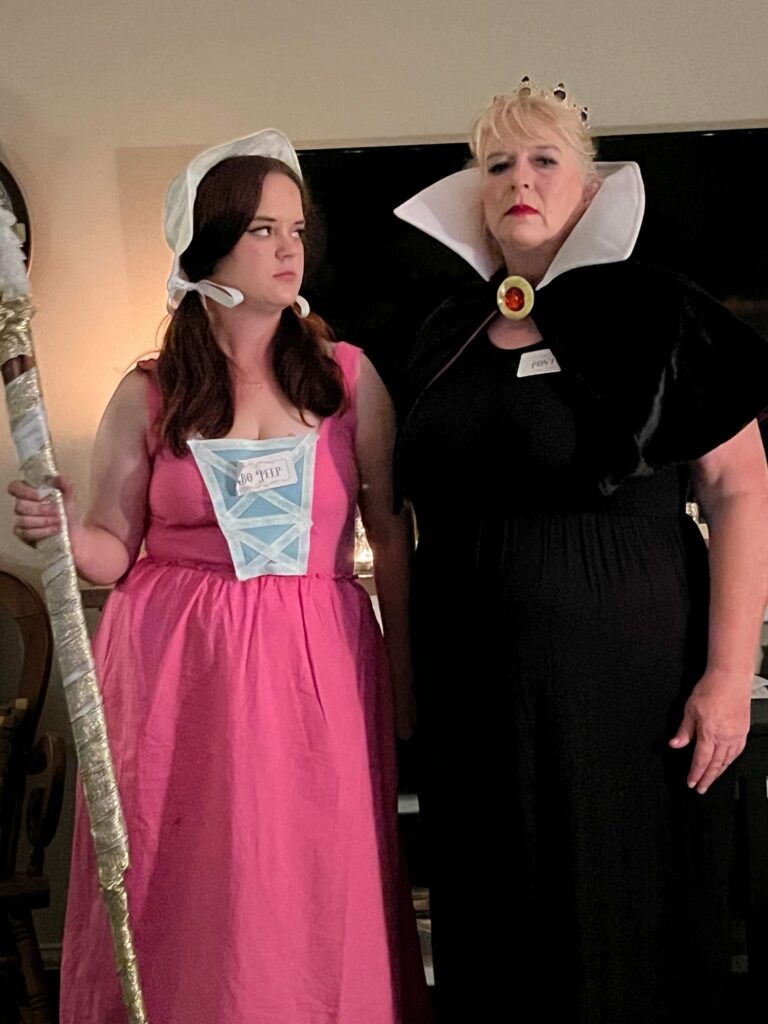 Costume Gallery 21