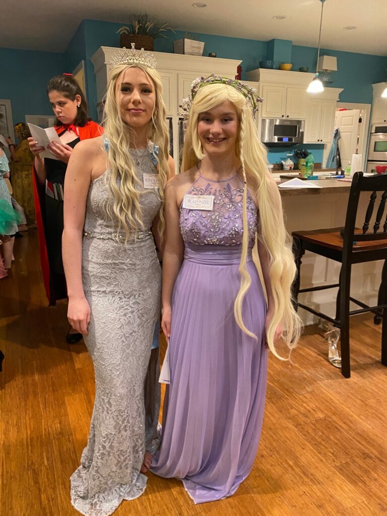 Costume Gallery 11