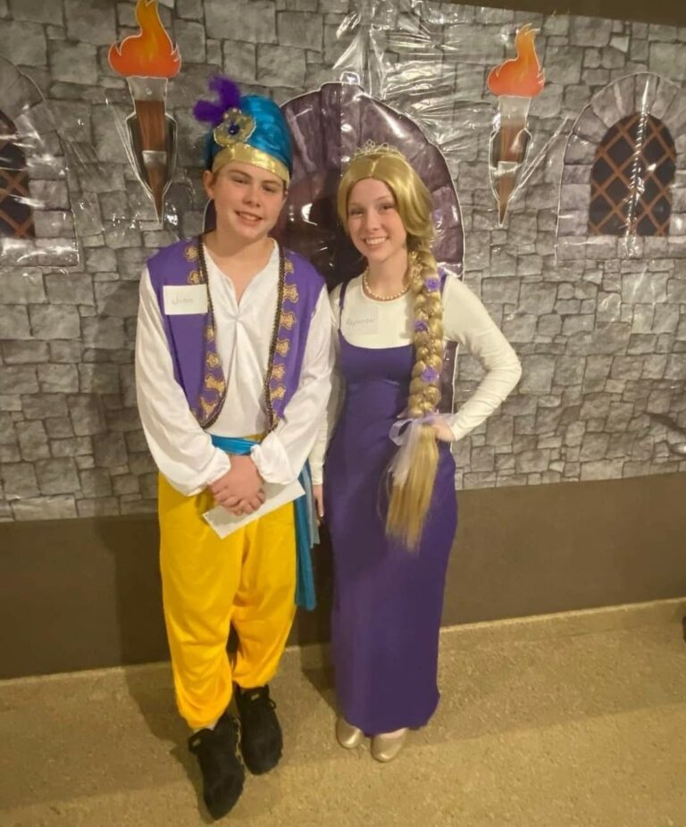 Costume Gallery 24