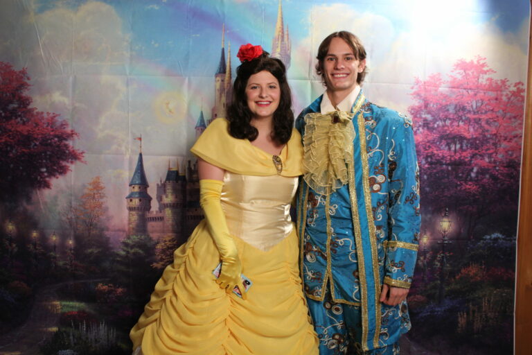 Costume Gallery 13