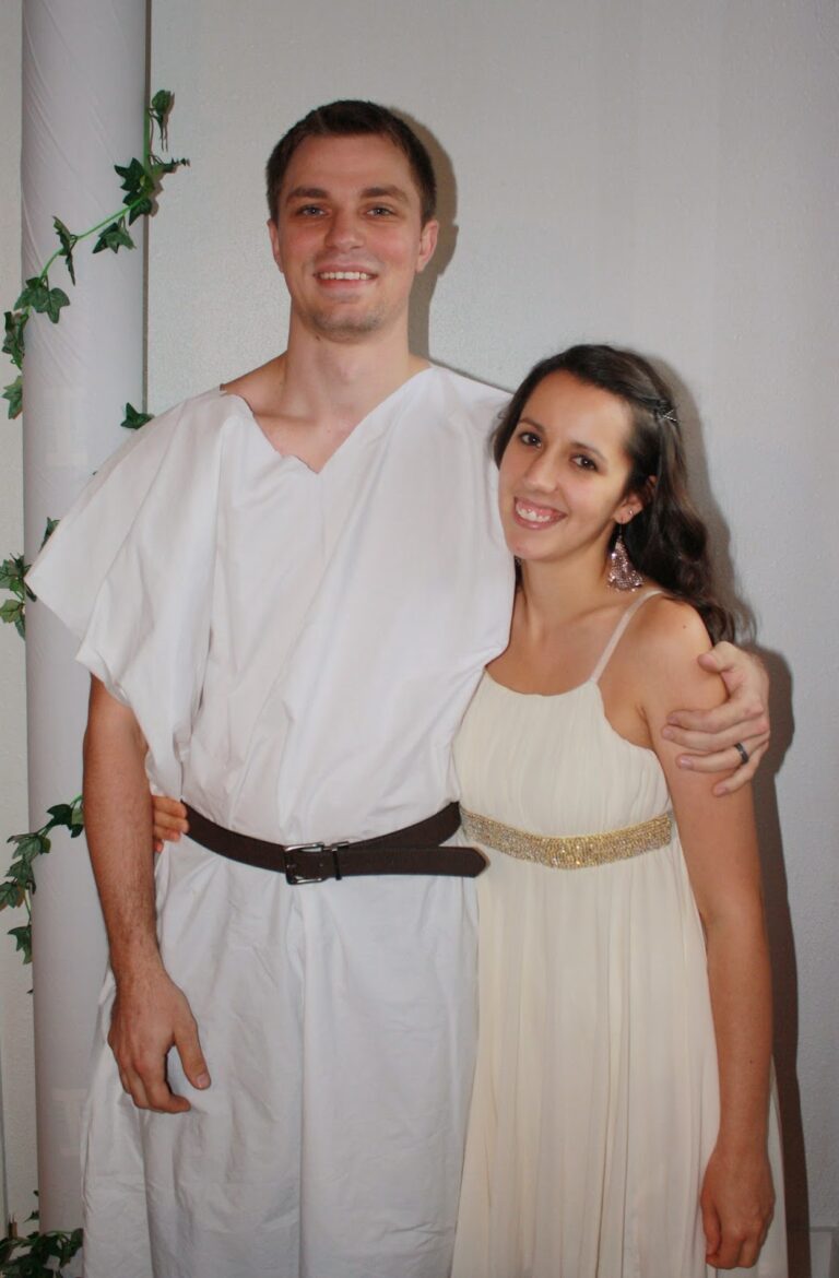 Costume Gallery 33