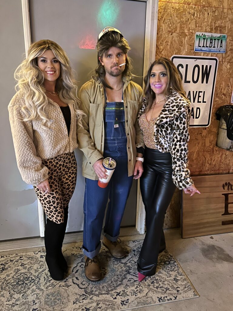 Costume Gallery 24