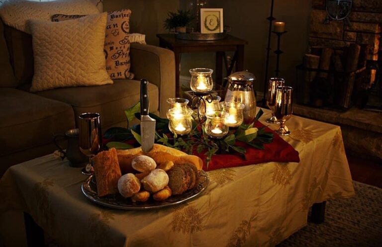 How to Fatten Thee Belly of Ye Guests (and Lyrical Suggestions) 34