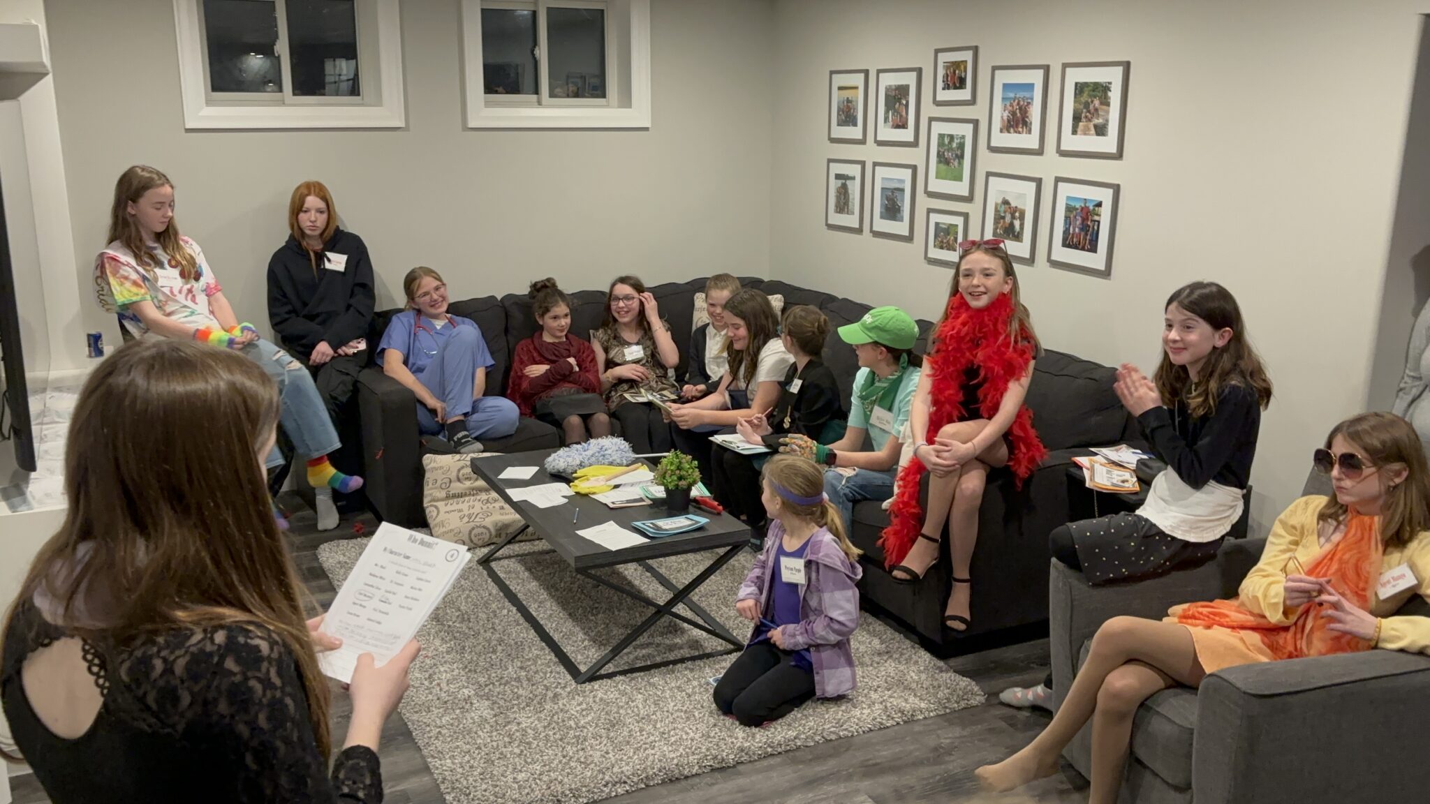 children ages 8 to 12 solving clues at a kids mystery party