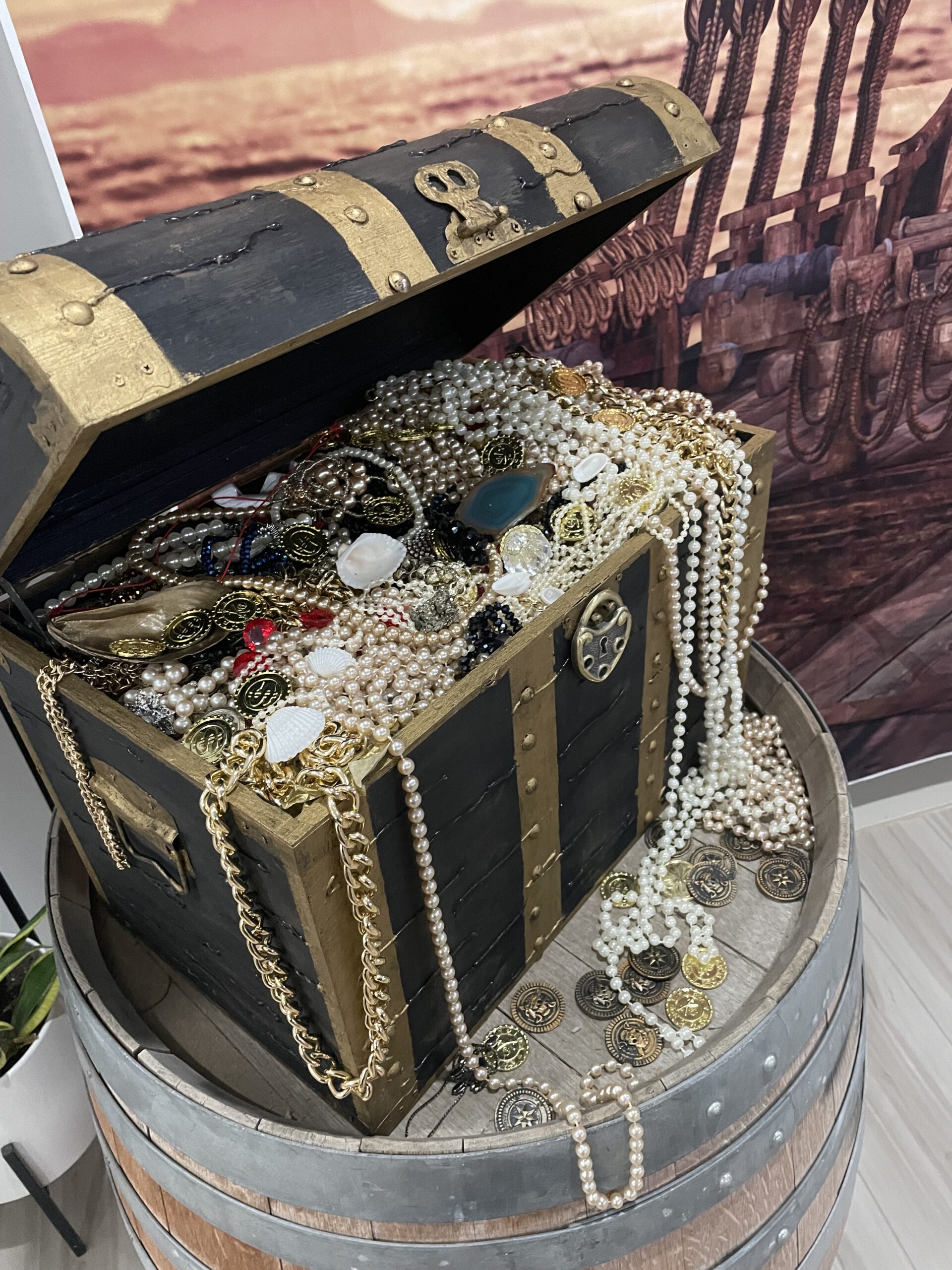 A High Seas Mystery - Image 5